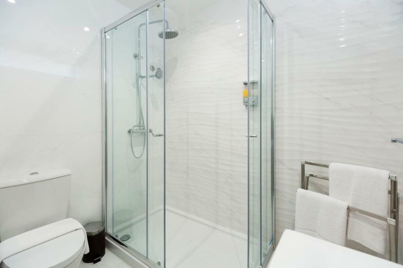 Ola Lisbon - Luxury Graca I Apartment Luaran gambar